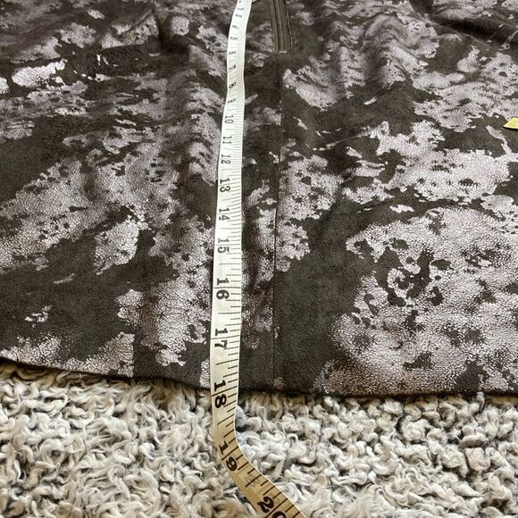 NWT VIVIENNE TAM 10 A-Line Urban Jungle Burnout Faux Suede Metallic Gray Skirt - Picture 7 of 12